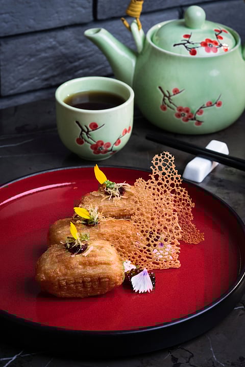 Black Pepper Duck and Flaky Dim Sum